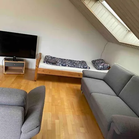 Apartment Hn-stadt Balkon Mit Gartenblick